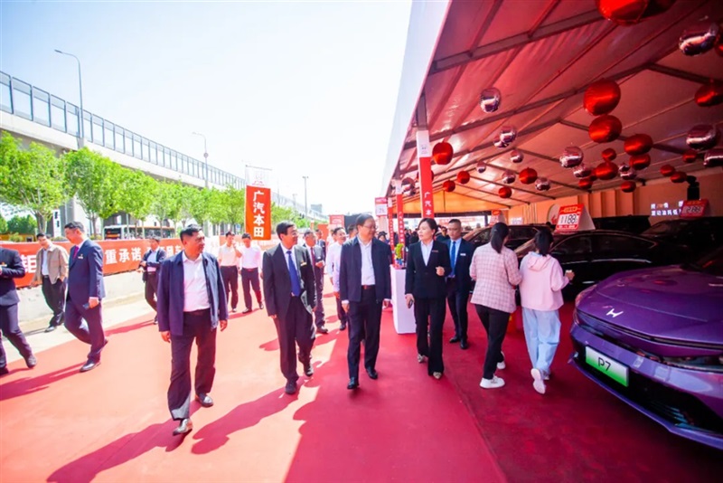 2025臨沂夏季汽車消費節(jié)暨“中華保險杯”第三十三屆遠通五一車展開幕！#11801